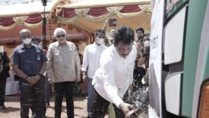 Dukung Proyek Strategis Presiden, Kepala BP Batam Lepas Pipa Buatan Batam