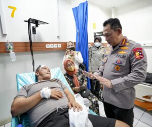 Kapolri Beri Motivasi Tetap Semangat Lindungi Masyarakat