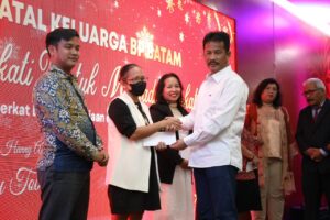 Persekutuan Doa BP Batam Rayakan Natal