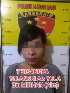 Aneh, Waria Ngamuk Disebut Bencong Lalu Tikam Karyawan Salon