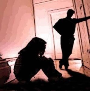 Pria Dewasa Rusak Kehormatan Bocah Tetangganya