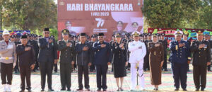 Peringati HUT ke-77 Bhayangkara, Polres Karimun Berikan Penghargaan kepada Masyarakat Peduli Kamtibmas