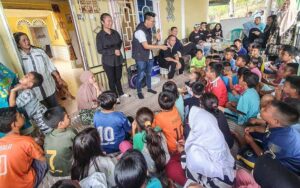 Sahabat Inspirasi Batam dan Tobaco Serahkan Bantuan kepada Korban Puting Beliung Pulau Kasu