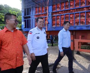 Semoga Terus Berkelanjutan, Ansar Lepas Ekspor Perdana Ayam Hidup dari Bintan ke Singapura