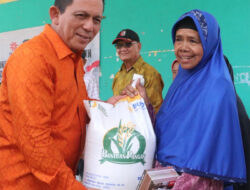 Program Keluarga Penerima Manfaat Nongsa Dapat Beras 10 Kilogram