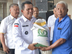 Tiga Kecamatan di Batam Dapat Bantuan Beras 10 Kilogram kepada 2.621 KK