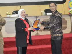 Ketua KY Diskusi Publik Bangun Integritas Hakim di Universitas Batam
