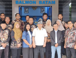 Pastikan Frekwensi Lancar Jelang Pemilu, Menkominfo Kunjungi Balmon
