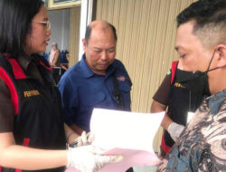 Buntut 2 Tersangka Ditahan, Kejari Karimun Geledah Kantor KONI dan Dispora