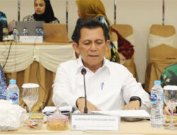 Ansar Dukung Peletakan Batu Pertama Rumah Contoh Warga Rempang