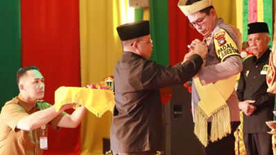 Wakapolri Komjen Agus Dianugerahi Gelar Datok Seri Sakti Bhayangkara Utama