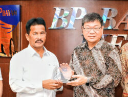 Dubes Singapura Anjangsana, Berikan Apresiasi Pencapaian Kepemimpinan Rudi