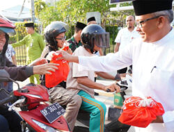 Sekdako Bersama Kejari dan FKPD Berbagi Takjil