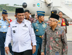 Ansar Sambut Kedatangan Wapres KH Ma’ruf Amin di Bandara RHF
