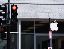 Pendapatan Apple Turun 4 Persen, Penjualan Jasa Catat Rekor Tertinggi