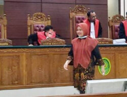 Korupsi Kuota Rokok FTZ, Mantan Kepala BP Tanjungpinang Divonis 5,6 Tahun
