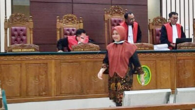 Korupsi Kuota Rokok FTZ, Mantan Kepala BP Tanjungpinang Divonis 5,6 Tahun