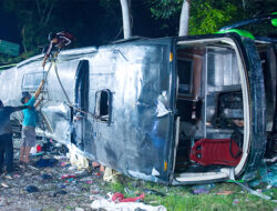 Kecelakaan Bus Jawa Barat, 10 Orang Meninggal