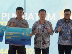 PLN Batam Serahkan Bantuan Hewan Kurban Rayakan Idul Adha 1445 Hijriah