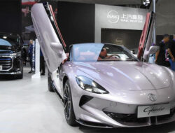 Produsen Mobil China SAIC dan Volkswagen Teken Perjanjian Kerja Sama Teknologi Energi Baru