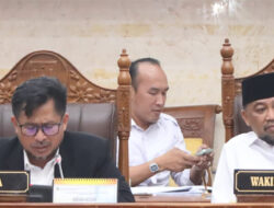 Sekdako Tanggapi Pandangan Fraksi-Fraksi pada Rapat Paripurna Ranperda RPJPD