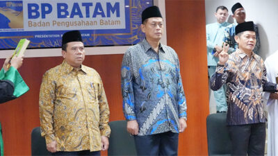 Lantik Tiga Pejabat BP Batam, Purwiyanto: Kerja Keras Bangun Batam