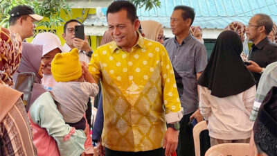 Gubernur Ansar Silaturahmi Warga Bengkong Sarmen