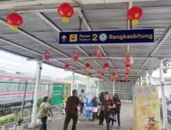 Indonesia Tambah Impor Delapan Rangkaian Kereta dari China