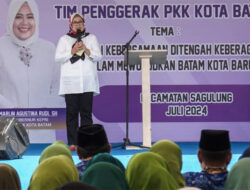 Marlin Buka Pembinaan Akhlak Mulia di Sagulung