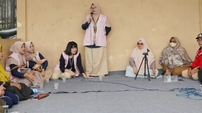 Srikandi PLN Batam Sosialisasi Penyesuaian Tarif ke Warga Bengkong