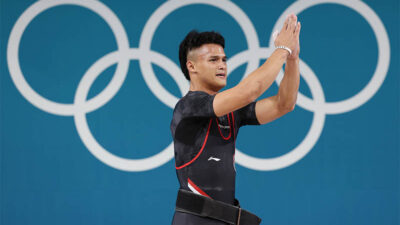 Rizki Juniansyah dan Luo Shifang Sabet Emas di Hari Kedua Angkat Besi Olimpiade Paris