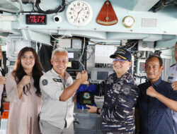 BP Batam – TNI AL Jalin Silaturahmi di Atas KRI Bung Tomo 357