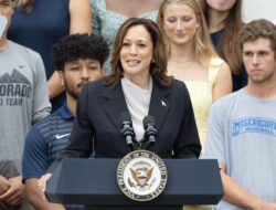 Kamala Harris Raih Suara Delegasi, Pastikan Pencalonan Partai Demokrat Dalam Pilpres