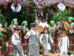 Genjot Industri dan Pariwisata, Uzbekistan Gelar Festival Anggur Internasional