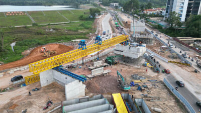 Pemasangan Balok Girder Flyover Seiladi Ditargetkan Rampung Oktober 2024