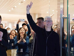 China Sambut Baik Kerja Sama Stabil Antara Apple dengan Para Mitranya di China
