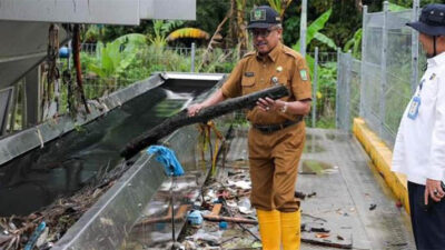 Banjir di Beberapa Tempat, Jefridin Gercep Turun Langsung
