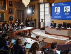 Tiga Ilmuwan Raih Penghargaan Nobel Kimia Berkat Temuan Terkait Protein