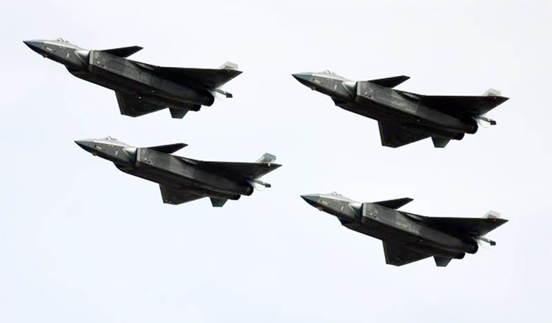 Alutsista Militer Utama di Ajang Airshow China