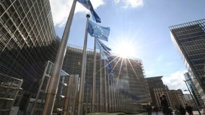 UE Denda Meta Lebih dari 800 Juta Dolar AS Atas Pelanggaran Aturan Antipakat