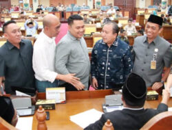 Paripurna DPRD Batam Bentuk Dua Pansus Sekaligus