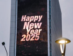 Album Asia: Menengok Suasana Jakarta Menjelang Tahun Baru 2025
