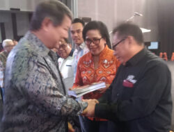 Ketum SMSI, Pengusul Gelar Pahlawan RM Margono (Kakek Prabowo) Dapat Penghargaan dari Hashim