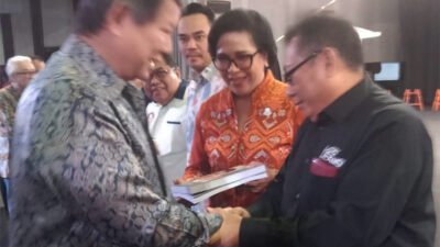 Ketum SMSI, Pengusul Gelar Pahlawan RM Margono (Kakek Prabowo) Dapat Penghargaan dari Hashim