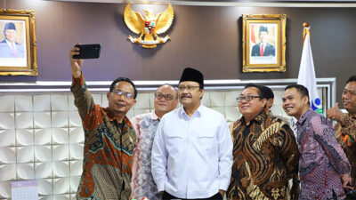 Diinisiasi SMSI Pusat, Dua Menteri Kick Off HKSN 2024 di Taman Firdaus Desa Talaga