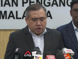 Malaysia Setuju Lanjutkan Pencarian Pesawat MH370