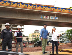 Rudi Tinjau Pekerjaan Akhir Proyek Flyover Seiladi