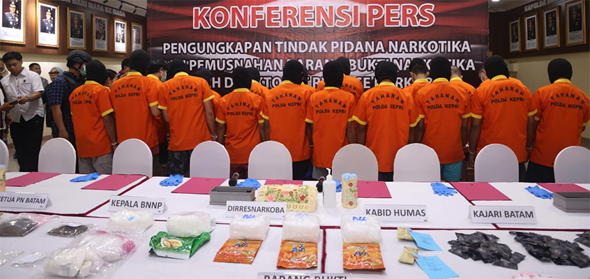 Polda Kepri Berhasil Ungkap 22 Kasus Narkoba, Sita 5,4 Kg Sabu dan 120 Gram Ganja