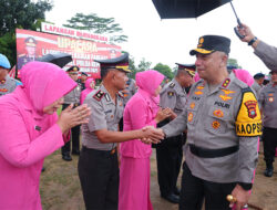 Tahun Baru, Sebanyak 517 Personel Polda Kepri Naik Pangkat