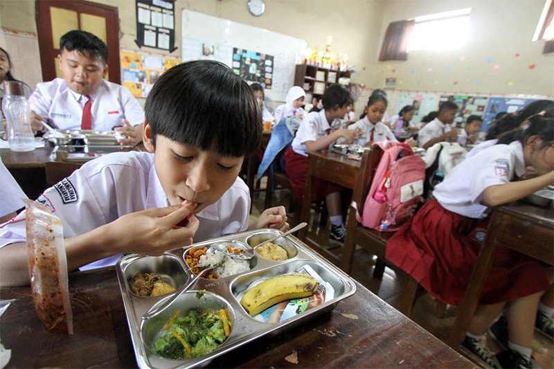 Program Makan Bergizi Gratis Resmi Diluncurkan di Indonesia